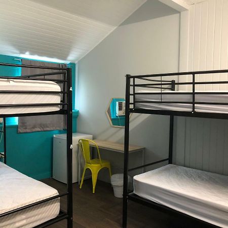 הוסטל קאירנס Reef Backpackers מראה חיצוני תמונה