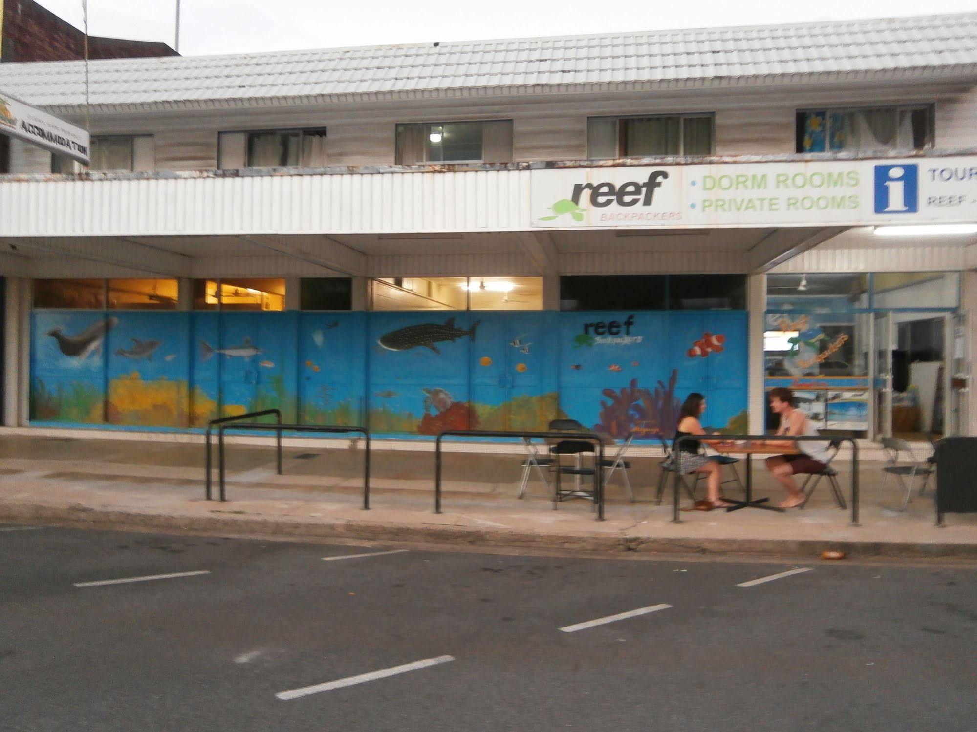 הוסטל קאירנס Reef Backpackers מראה חיצוני תמונה