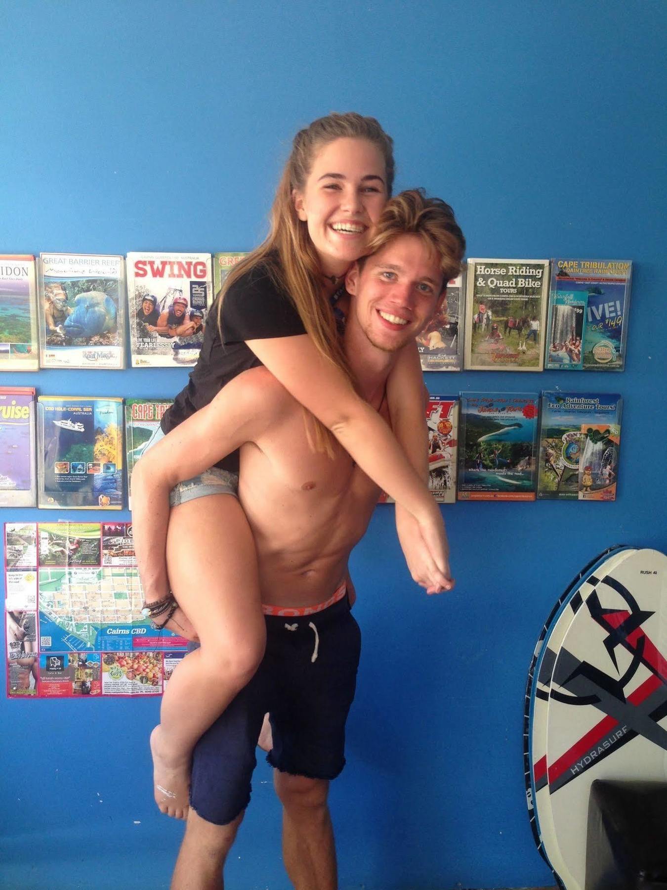 הוסטל קאירנס Reef Backpackers מראה חיצוני תמונה