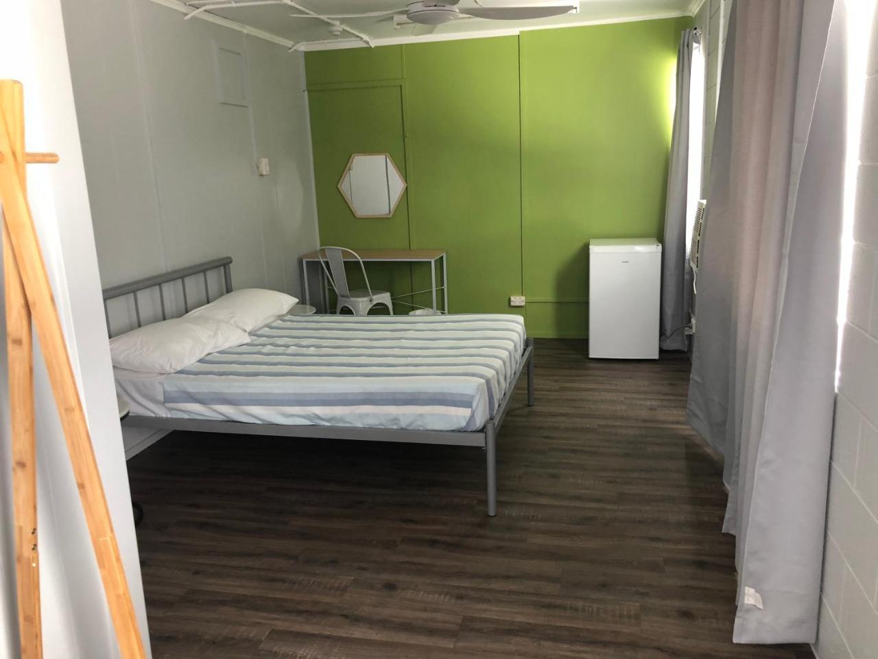 הוסטל קאירנס Reef Backpackers מראה חיצוני תמונה