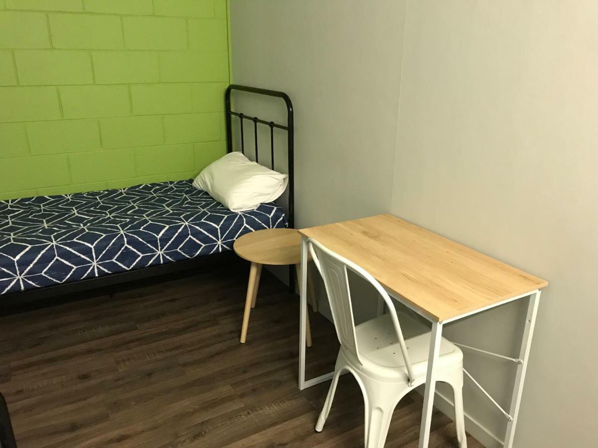 הוסטל קאירנס Reef Backpackers מראה חיצוני תמונה